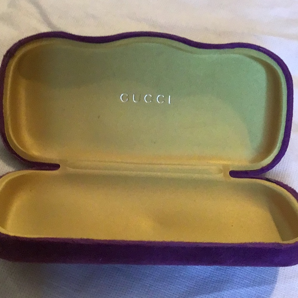 Gucci Case - Picture 3 of 4